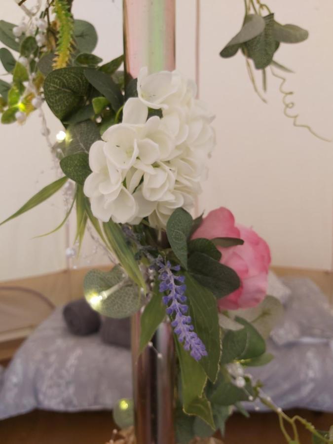 Hopgarden Glamping - Luxury 6M Bell Tent Wadhurst Exterior photo